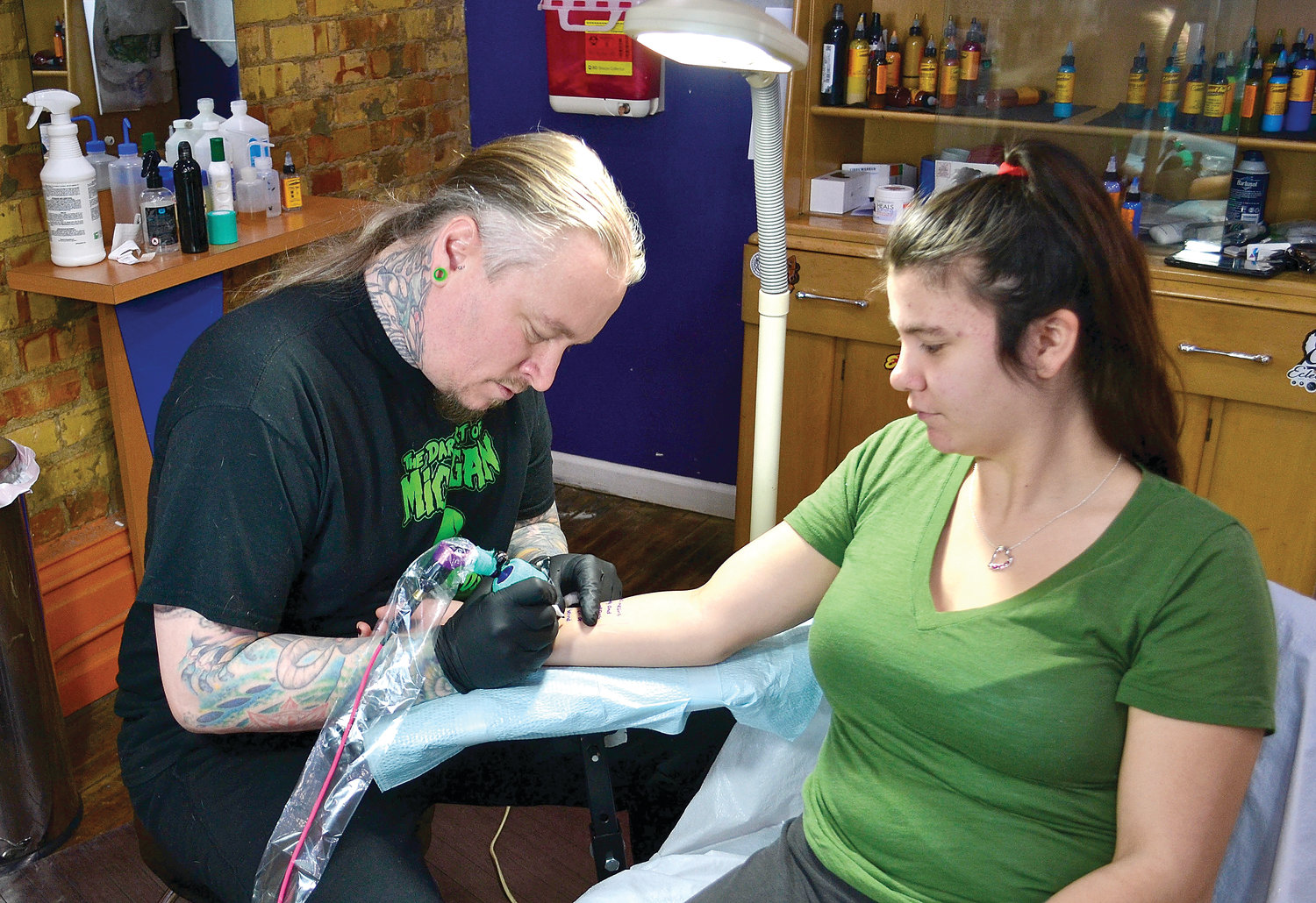 Tattoo Removal Lansing Mi / We Offer Laser Tattoo Removal
